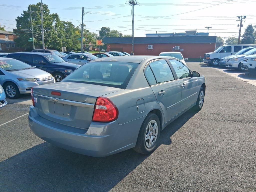 Chevrolet Malibu  2007