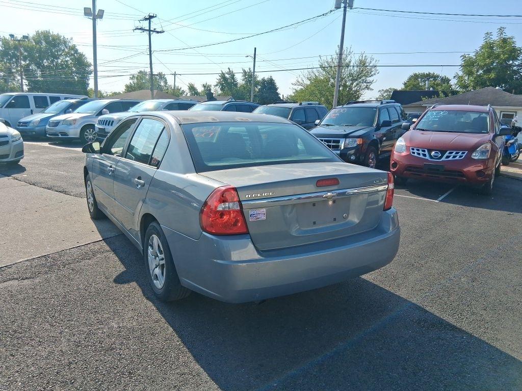 Chevrolet Malibu  2007