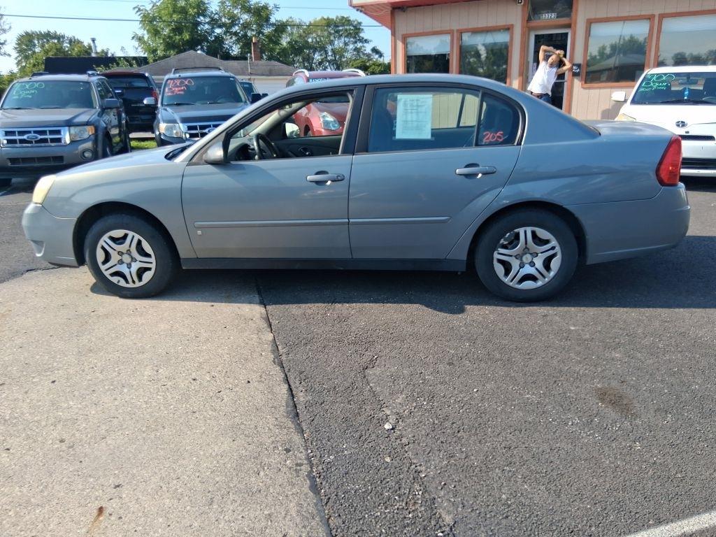 Chevrolet Malibu  2007