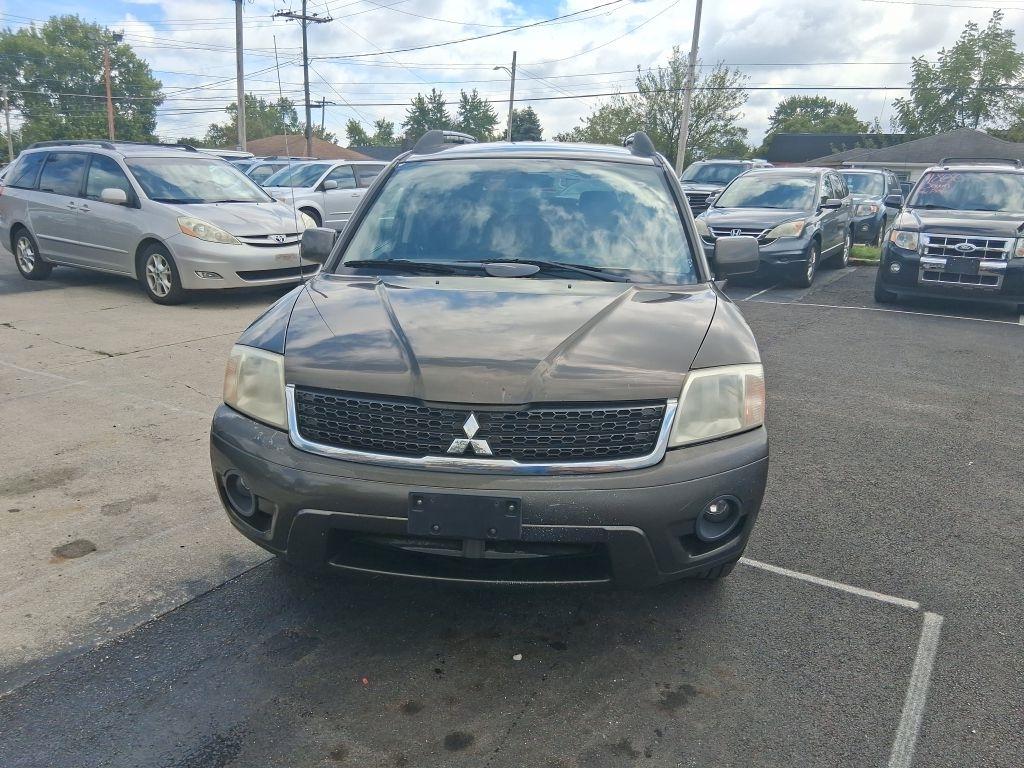 Mitsubishi Endeavor  2011