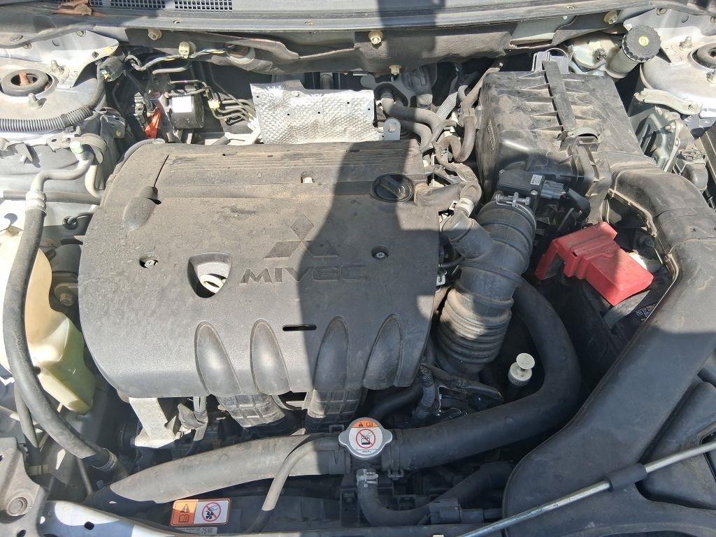 Mitsubishi Lancer  2015