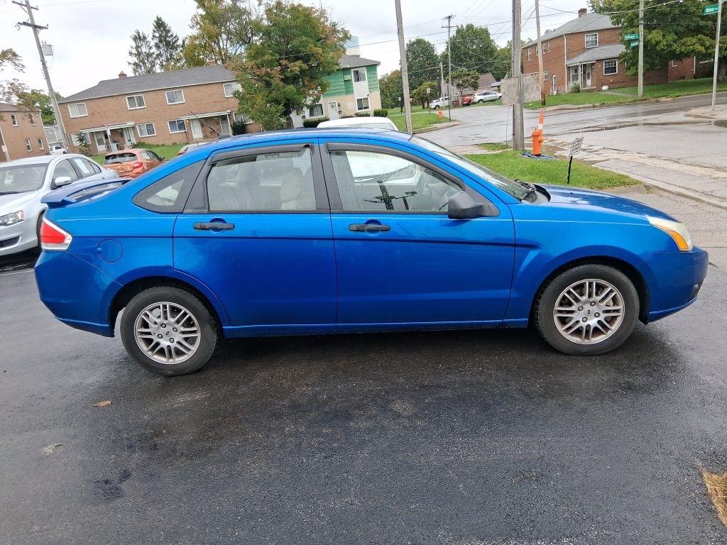 Ford Focus  2010