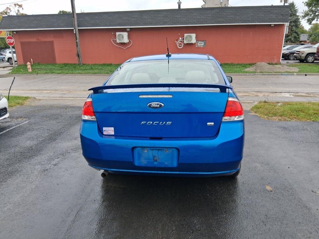 Ford Focus  2010