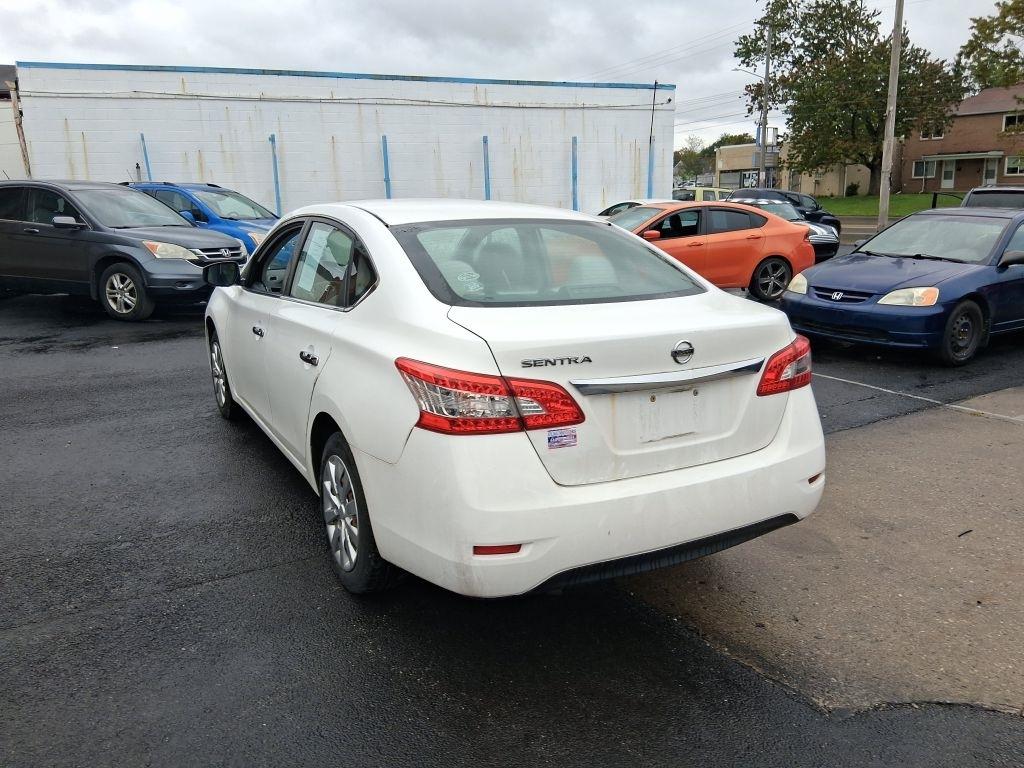Nissan Sentra  2015