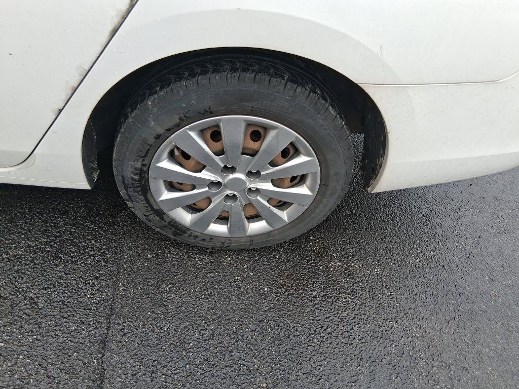 Nissan Sentra  2015