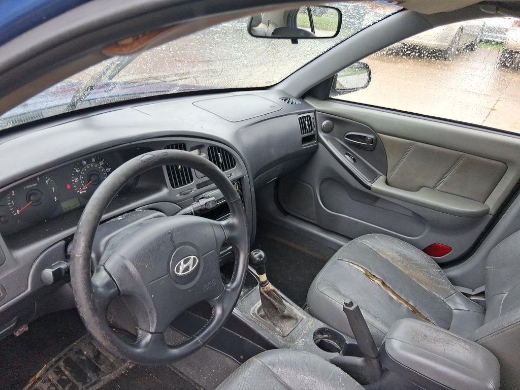 Hyundai Elantra  2005