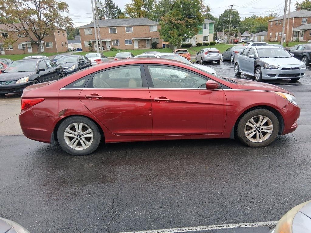 Hyundai Sonata  2013