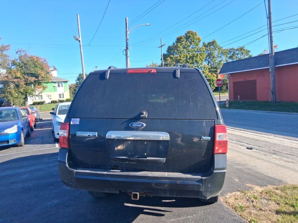 Ford Expedition  2013