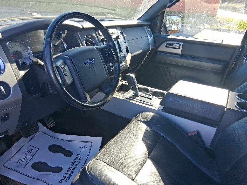 Ford Expedition  2013