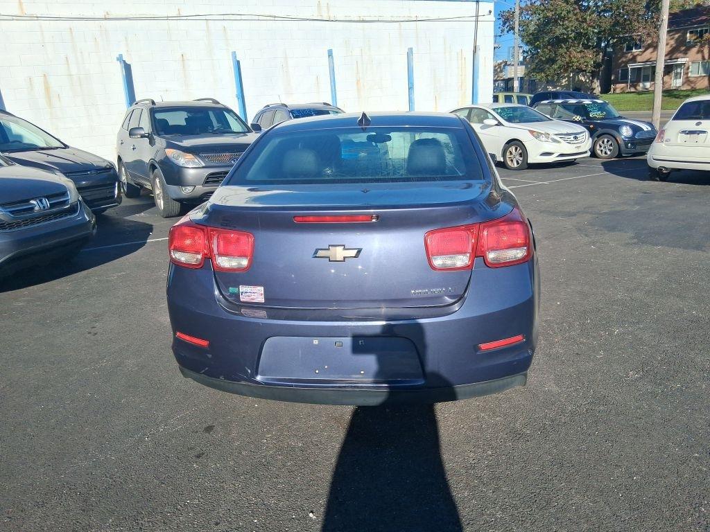 Chevrolet Malibu  2015