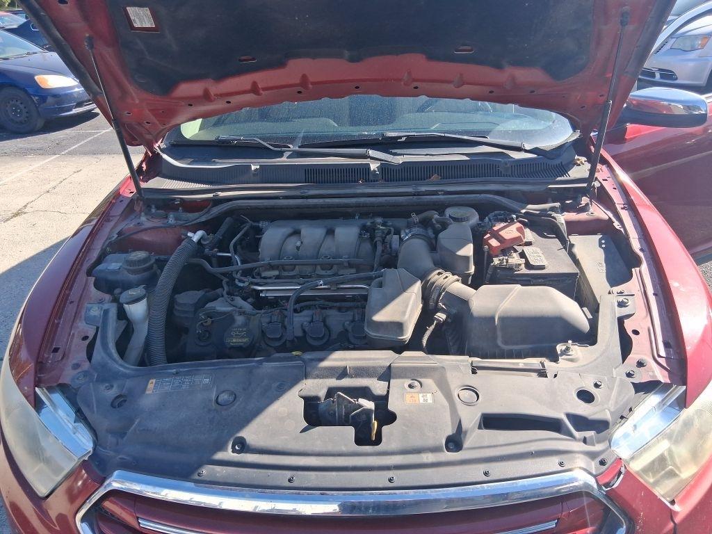 Ford Taurus  2013