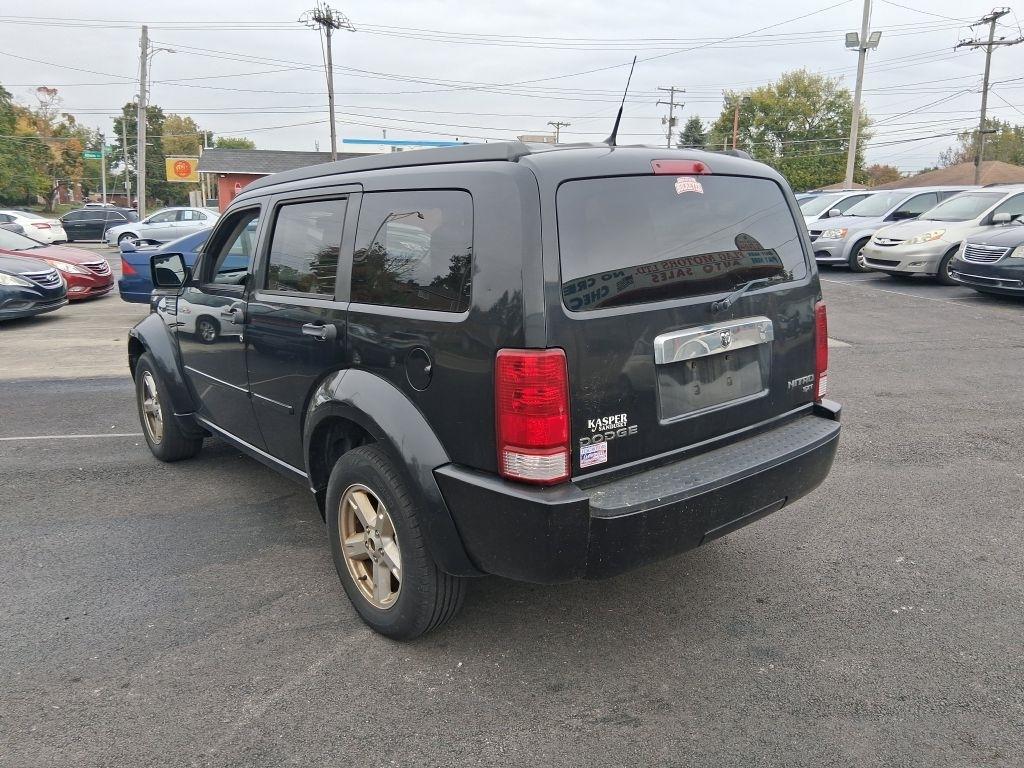 Dodge Nitro  2011