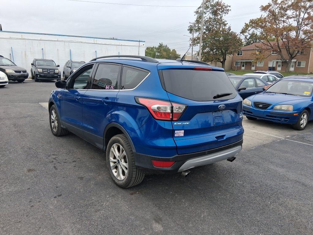 Ford Escape  2017
