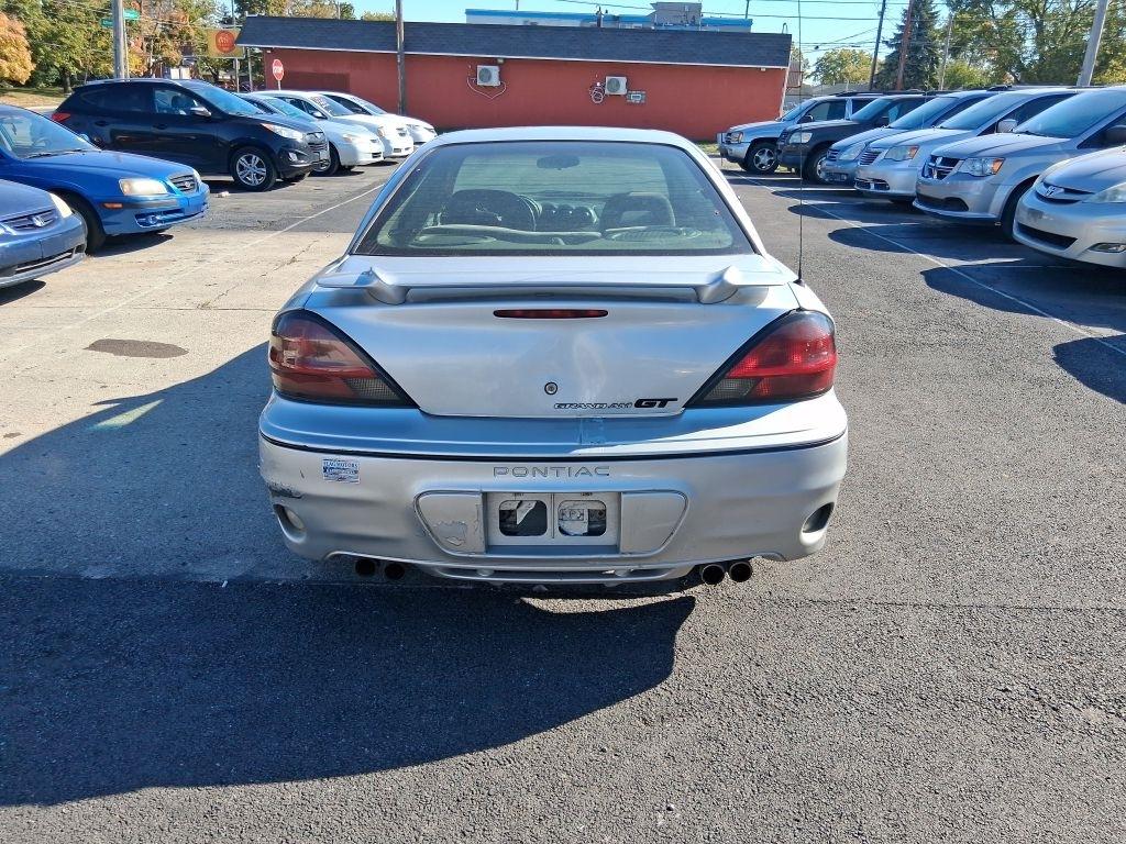 Pontiac Grand Am  2002
