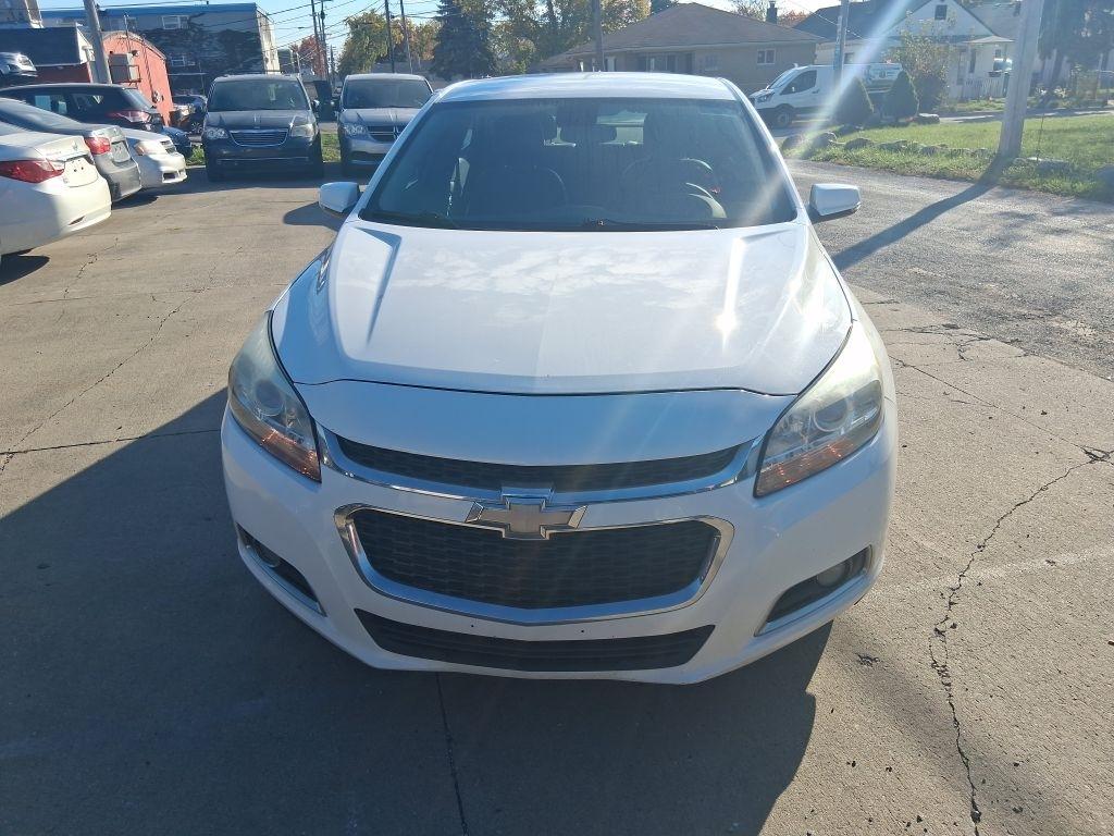 Chevrolet Malibu  2015