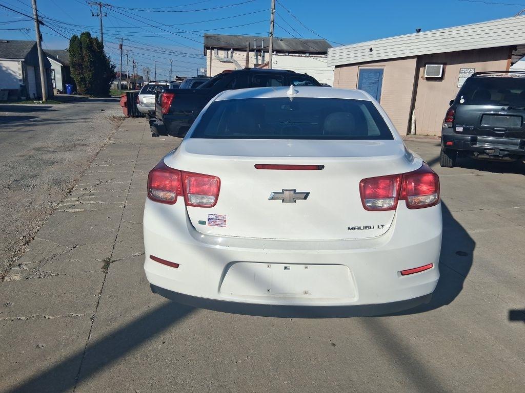 Chevrolet Malibu  2015