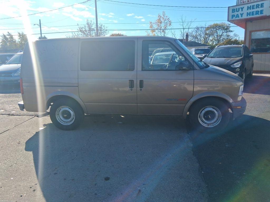 Chevrolet Astro  2000