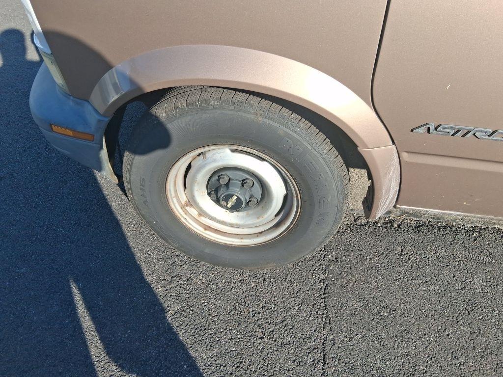 Chevrolet Astro  2000