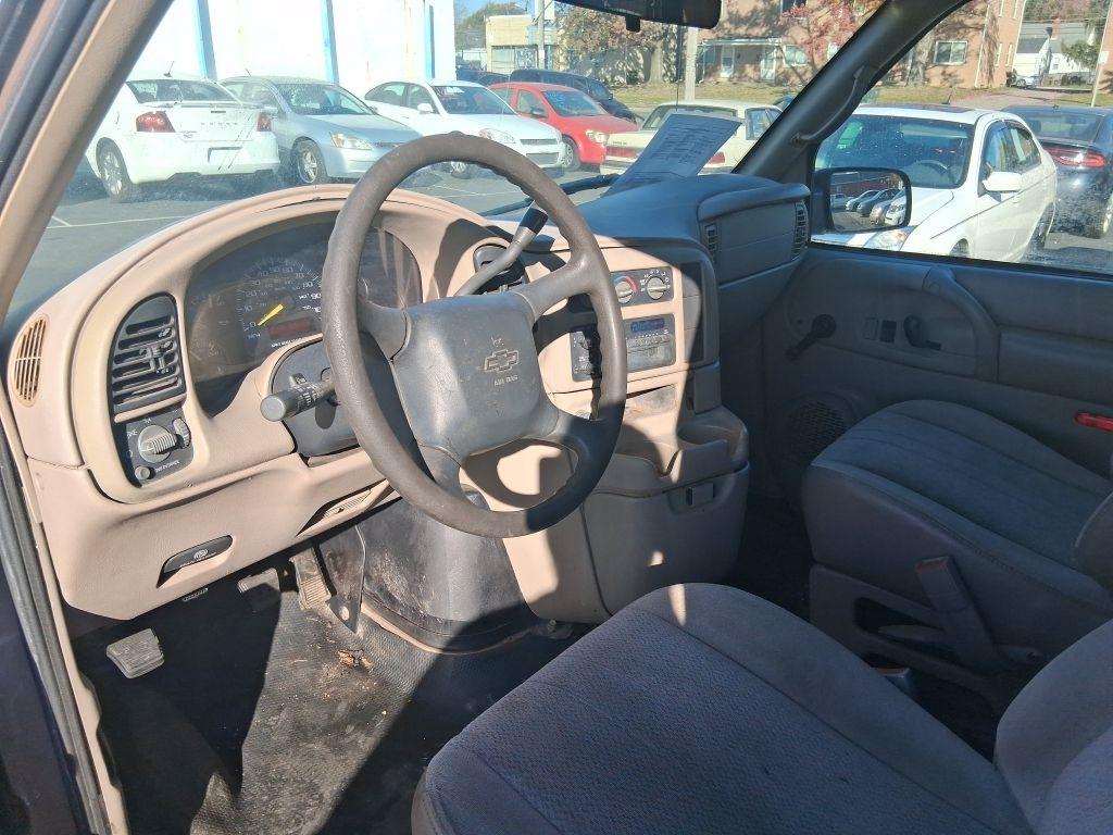 Chevrolet Astro  2000
