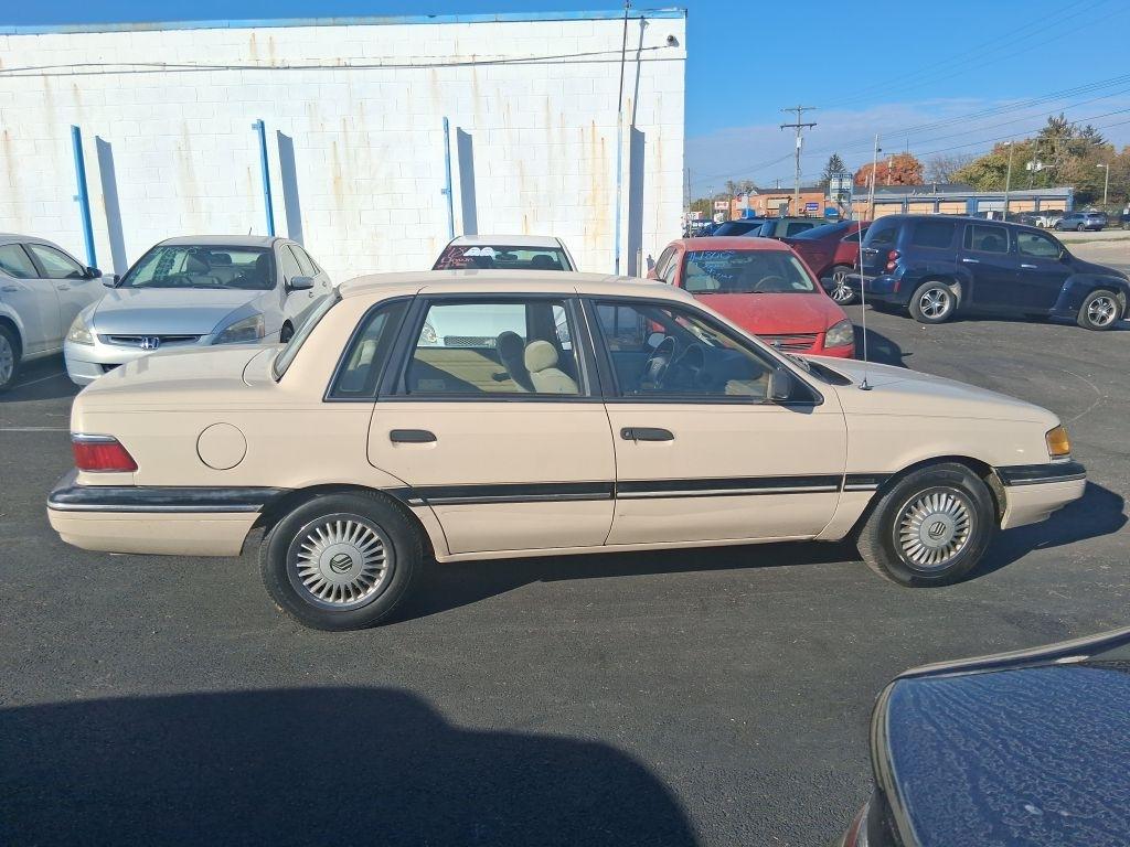 Mercury Topaz  1988