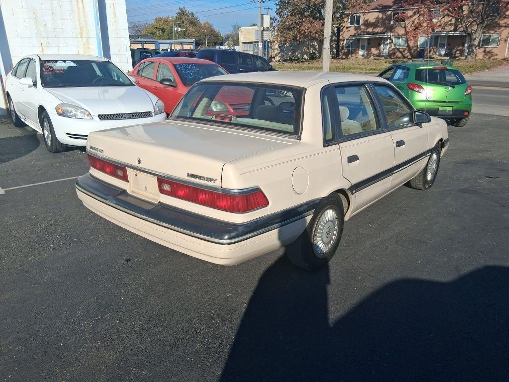 Mercury Topaz  1988
