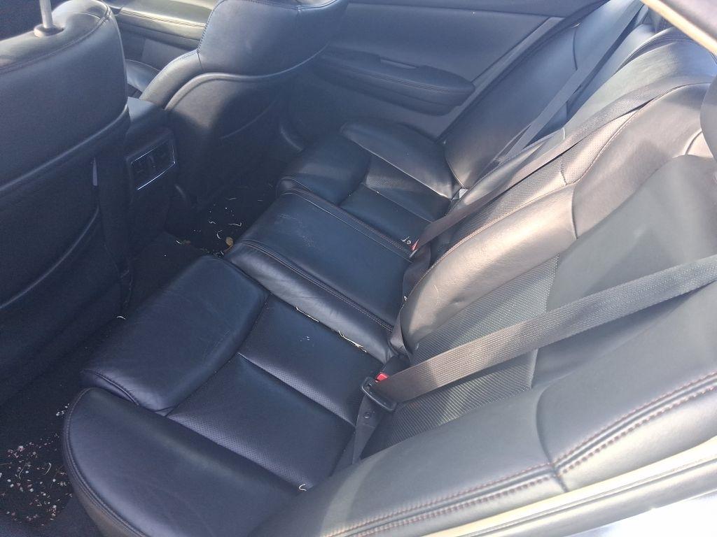 Nissan Maxima  2010