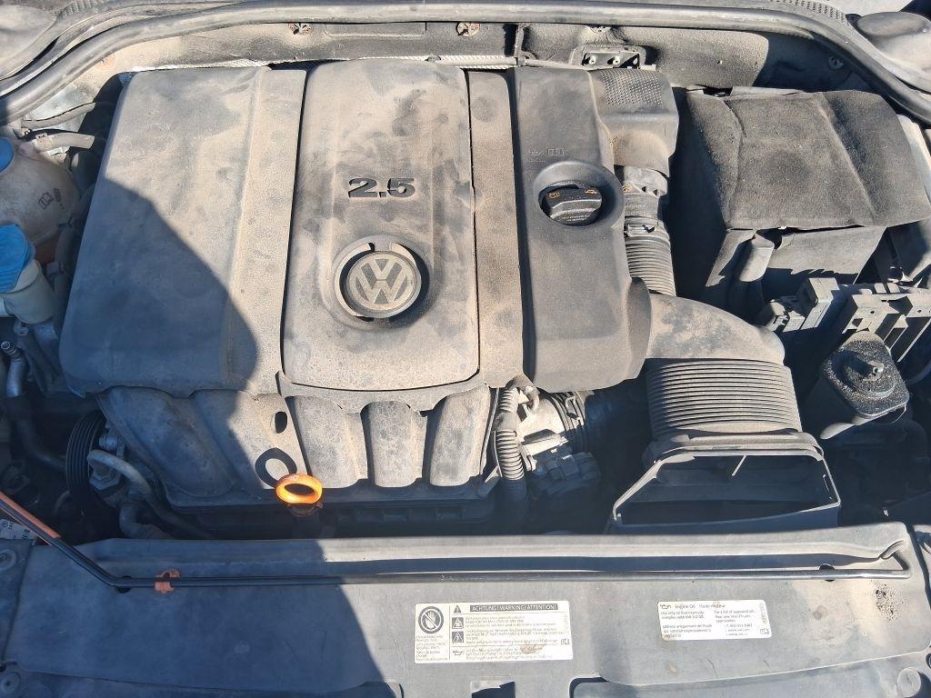 Volkswagen Jetta  2012