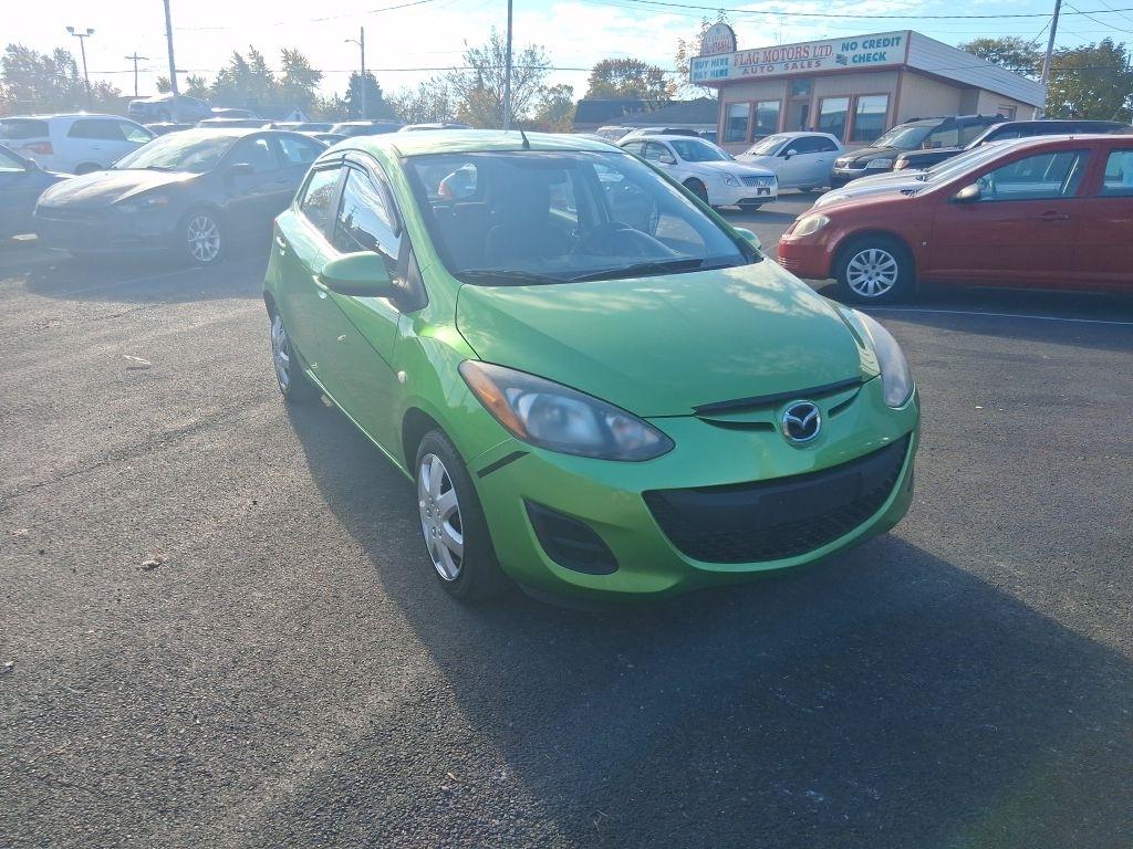 Mazda MAZDA2  2013