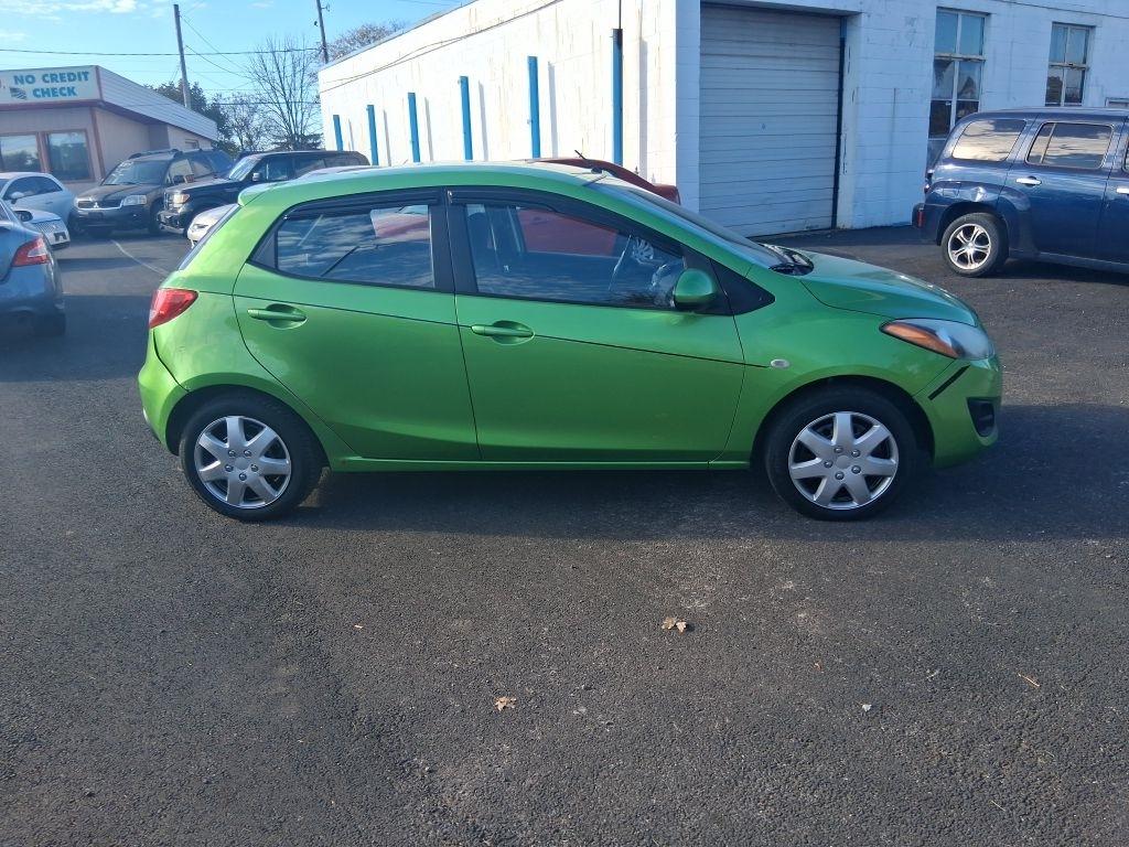Mazda MAZDA2  2013