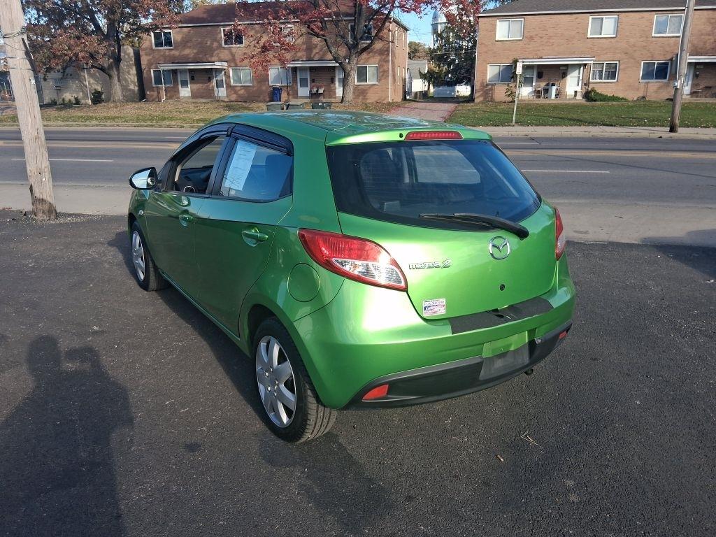 Mazda MAZDA2  2013