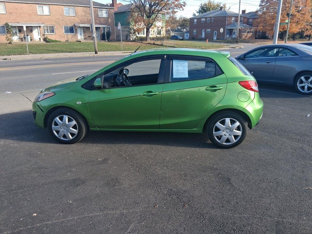 Mazda MAZDA2  2013