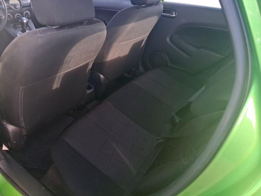 Mazda MAZDA2  2013