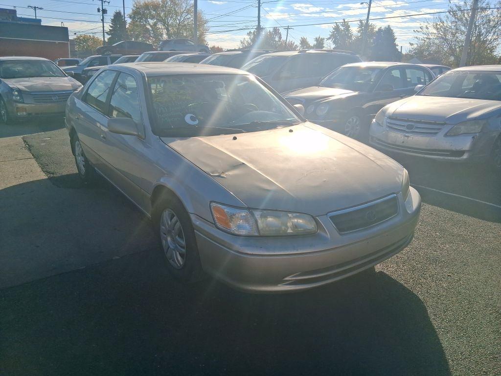 Toyota Camry  2001