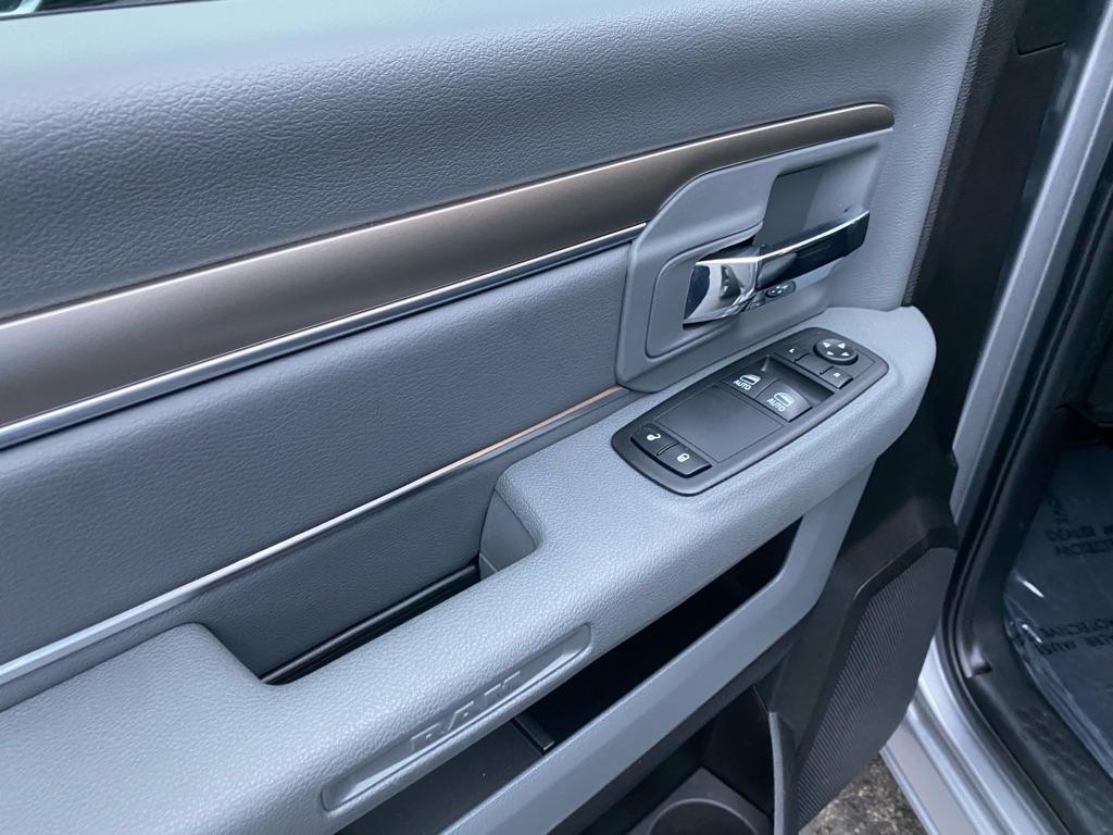 RAM 1500 Classic  2019