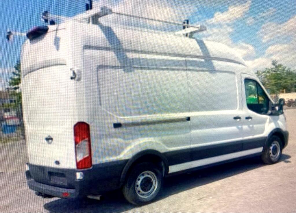 2023 Ford Transit photo 2