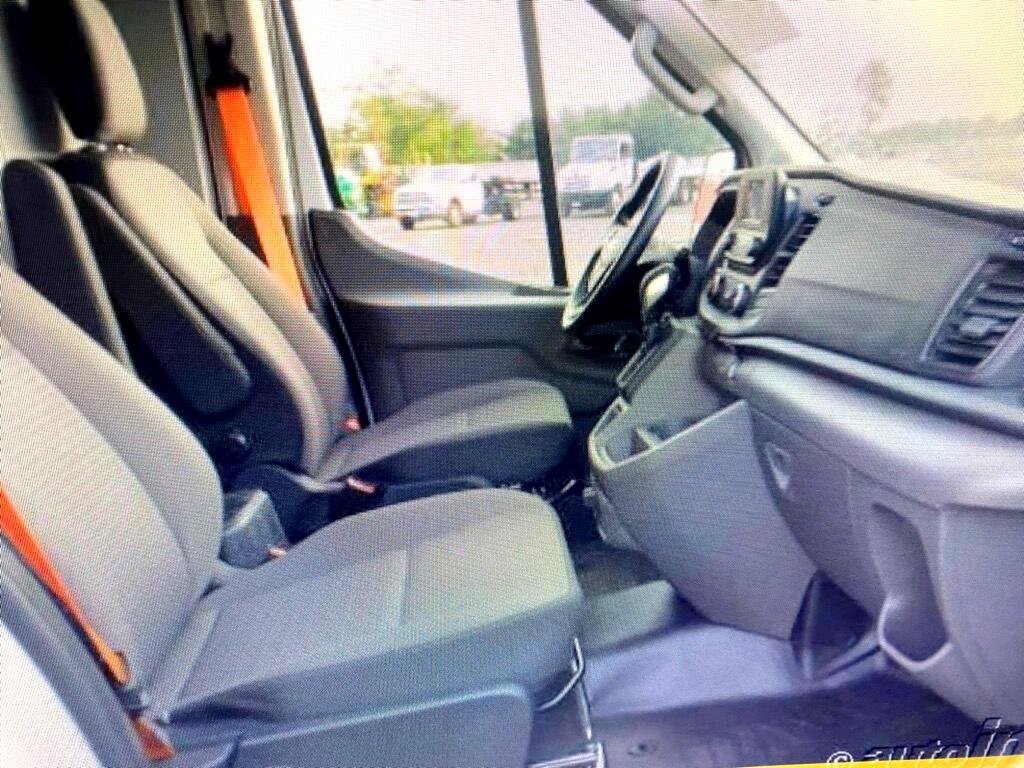 2023 Ford Transit photo 3