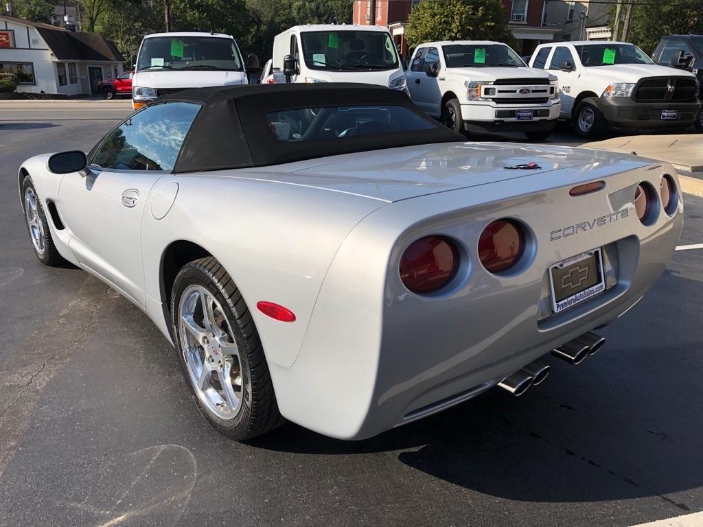 Chevrolet Corvette  2000