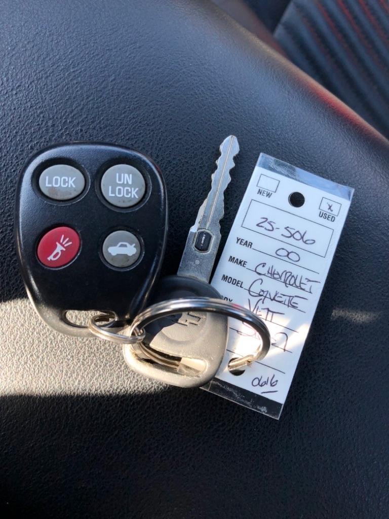 Chevrolet Corvette  2000