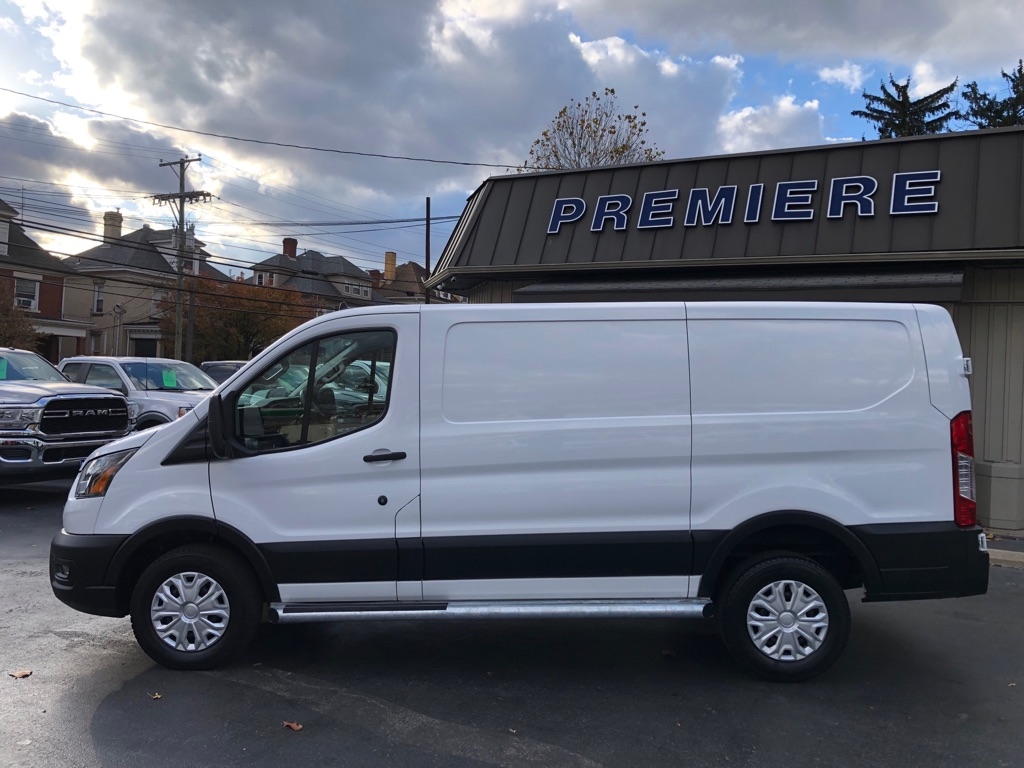 2024 Ford Transit photo 2
