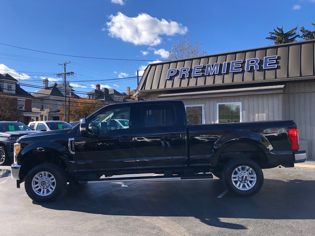 2017 Ford F-250 photo 2