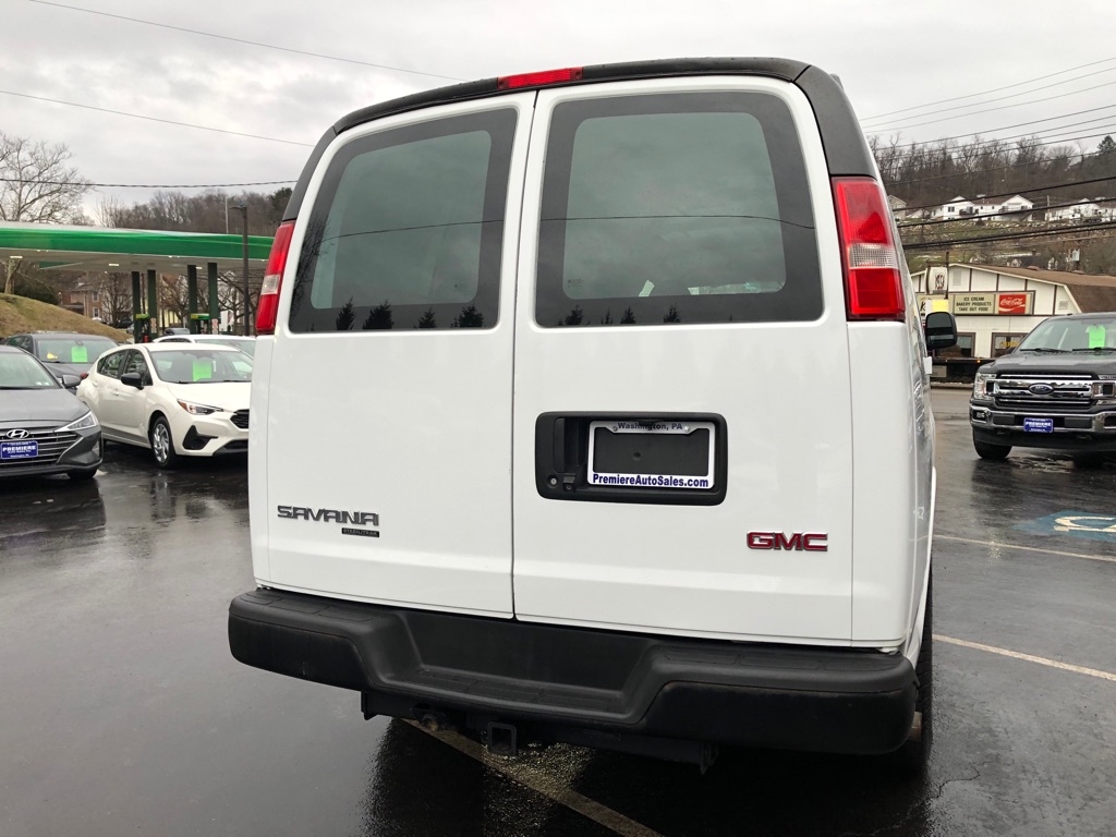 GMC Savana  2015
