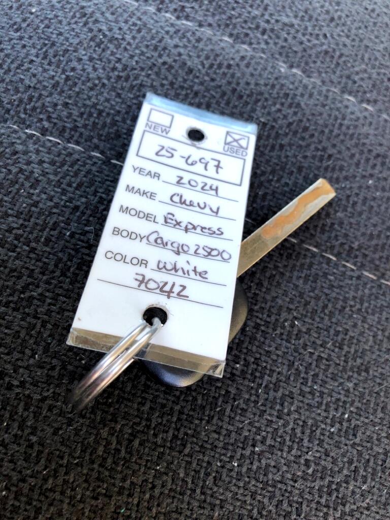 Chevrolet Express  2024