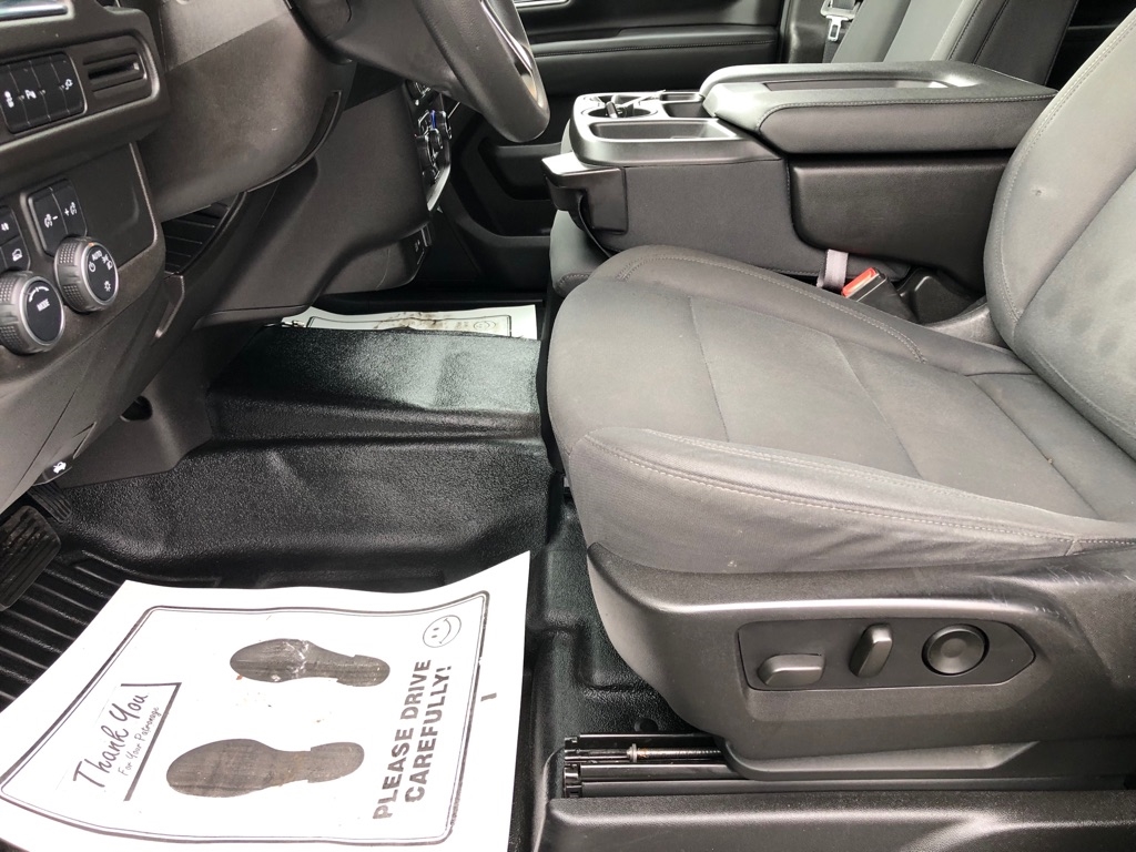 Chevrolet Tahoe  2021