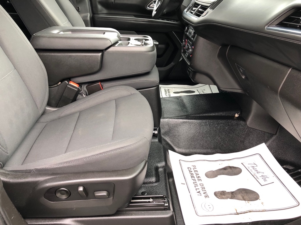 Chevrolet Tahoe  2021