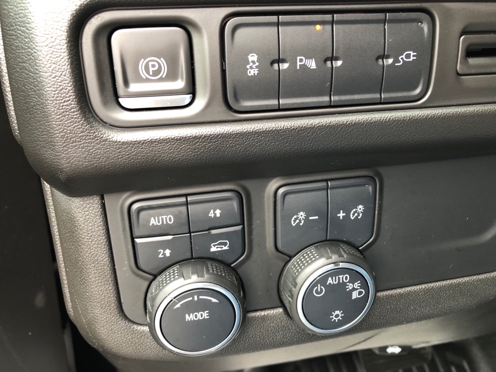 Chevrolet Tahoe  2021