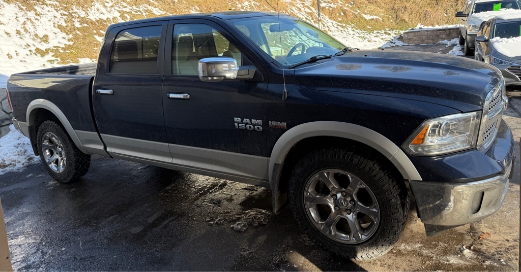 2017 RAM Ram 1500 Pickup Laramie