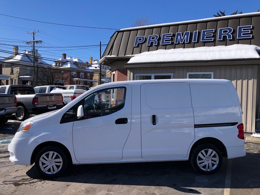 Nissan NV200  2020