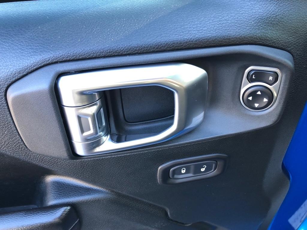 Jeep Gladiator  2021