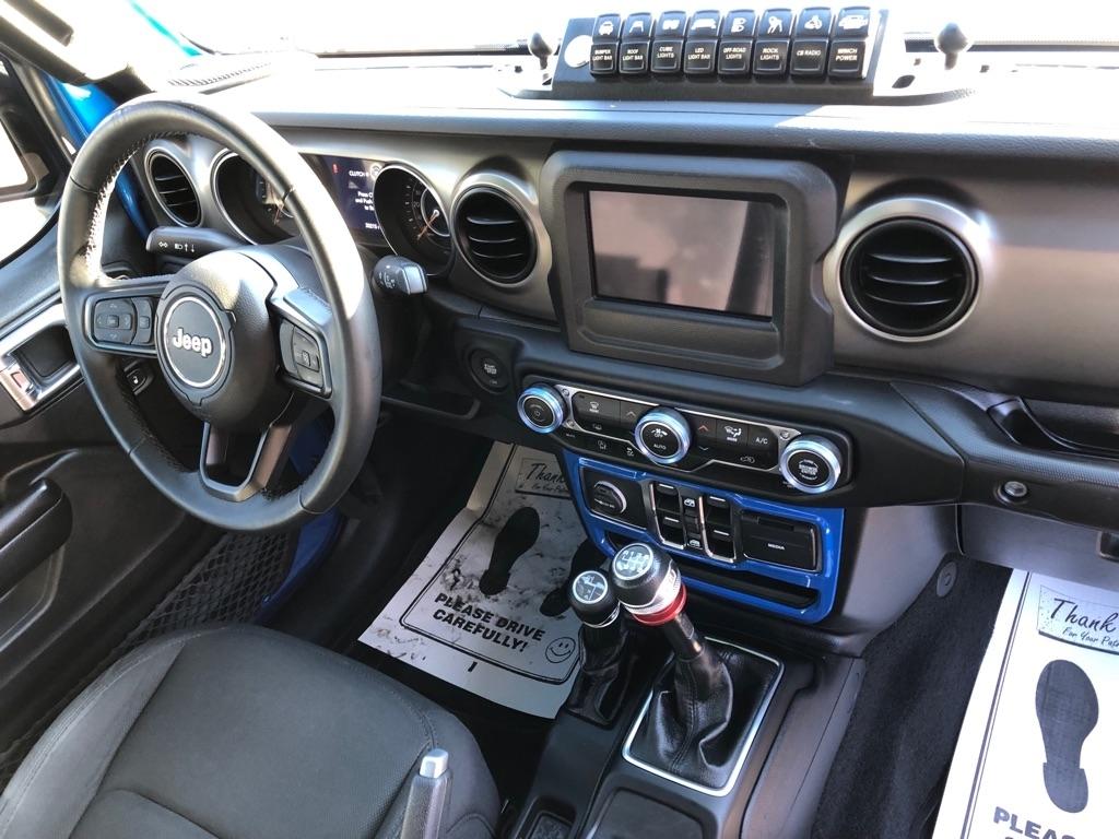 Jeep Gladiator  2021