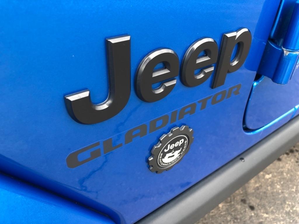 Jeep Gladiator  2021